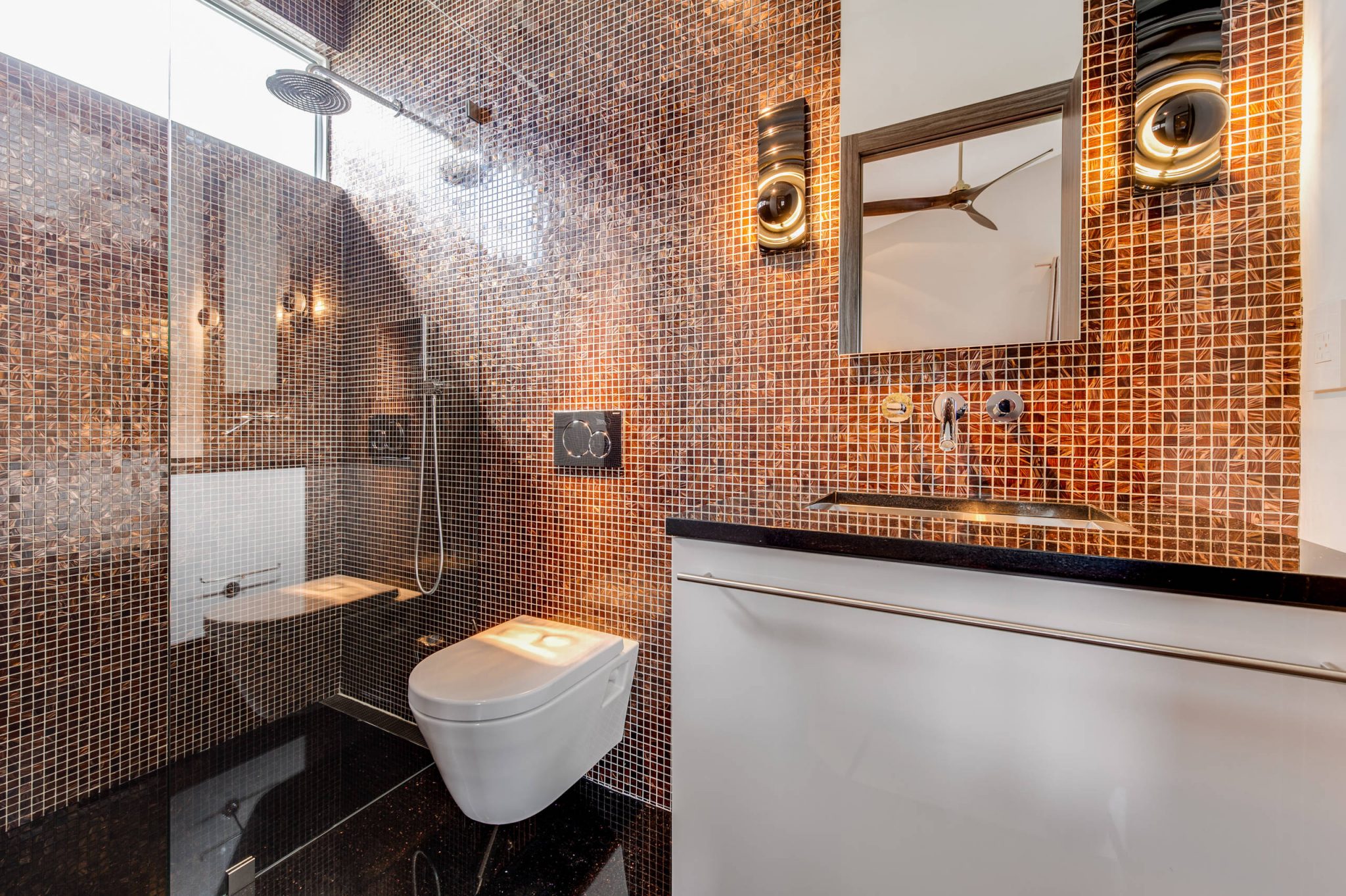 bathroom-tiles-home-decor-mirror