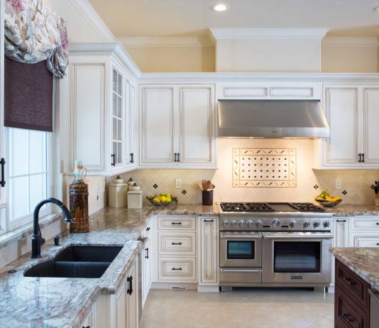 crown-molding-white-antique-cabinets