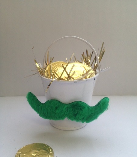 diy-leprechaun-treat-bucket