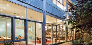 glass-patio-doors-fancy-house