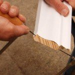 cutting-crown-molding-with-coping-saw