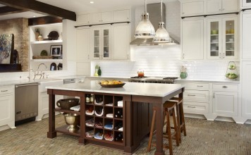 kitchen-island-old-school-wood-kitchen-tiled-floor