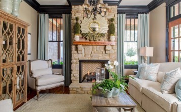 Installing Your Own Crown Molding in 6 Easy Steps living-room-with-amazing-black-crown-molding