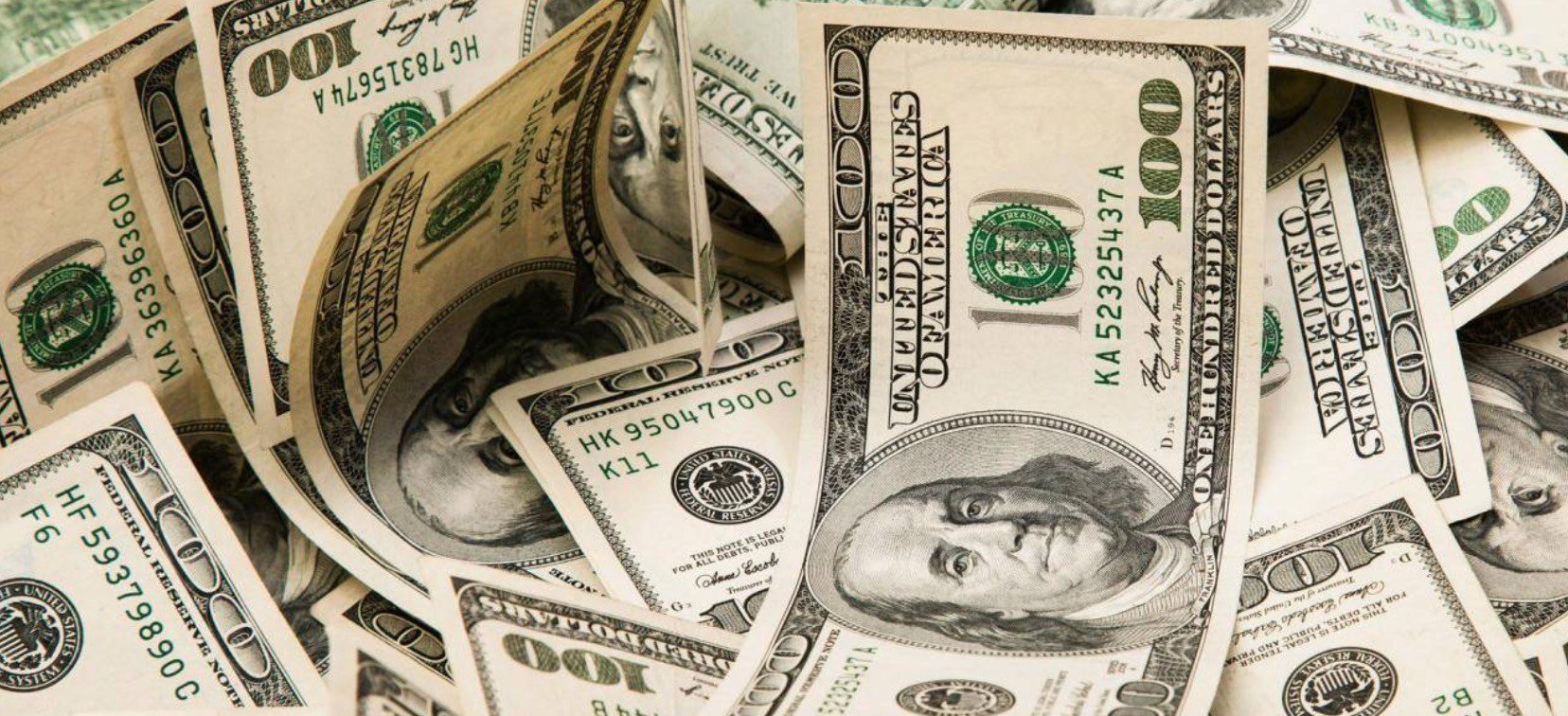 Pile-of-cash-spending-on-kitchen-remodel-ideal-home-post-financing-and-loans